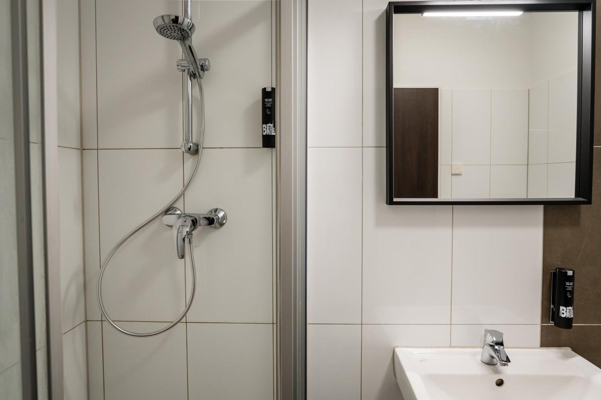 Apartmenthaus Berlin Neukoelln Luaran gambar