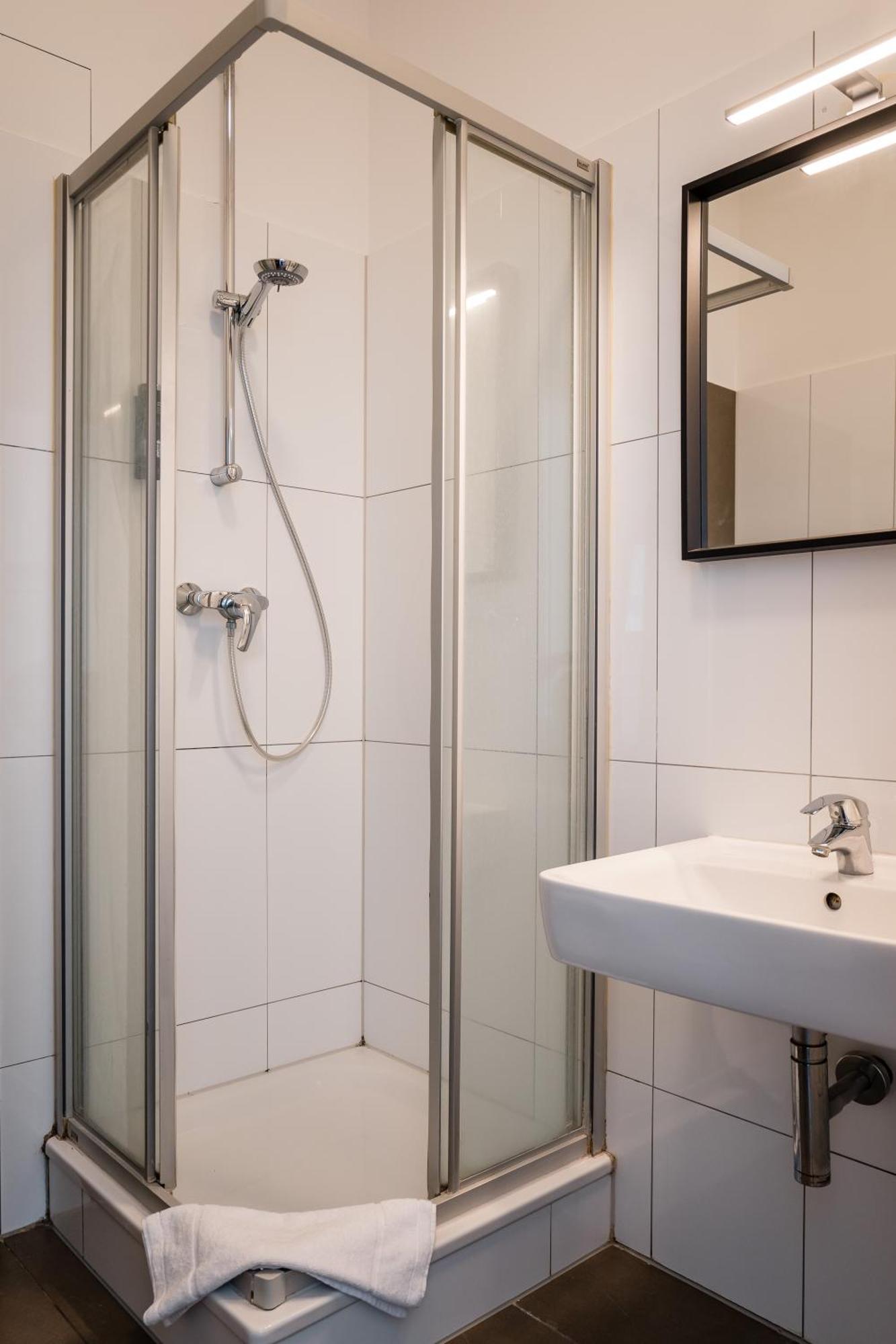 Apartmenthaus Berlin Neukoelln Luaran gambar